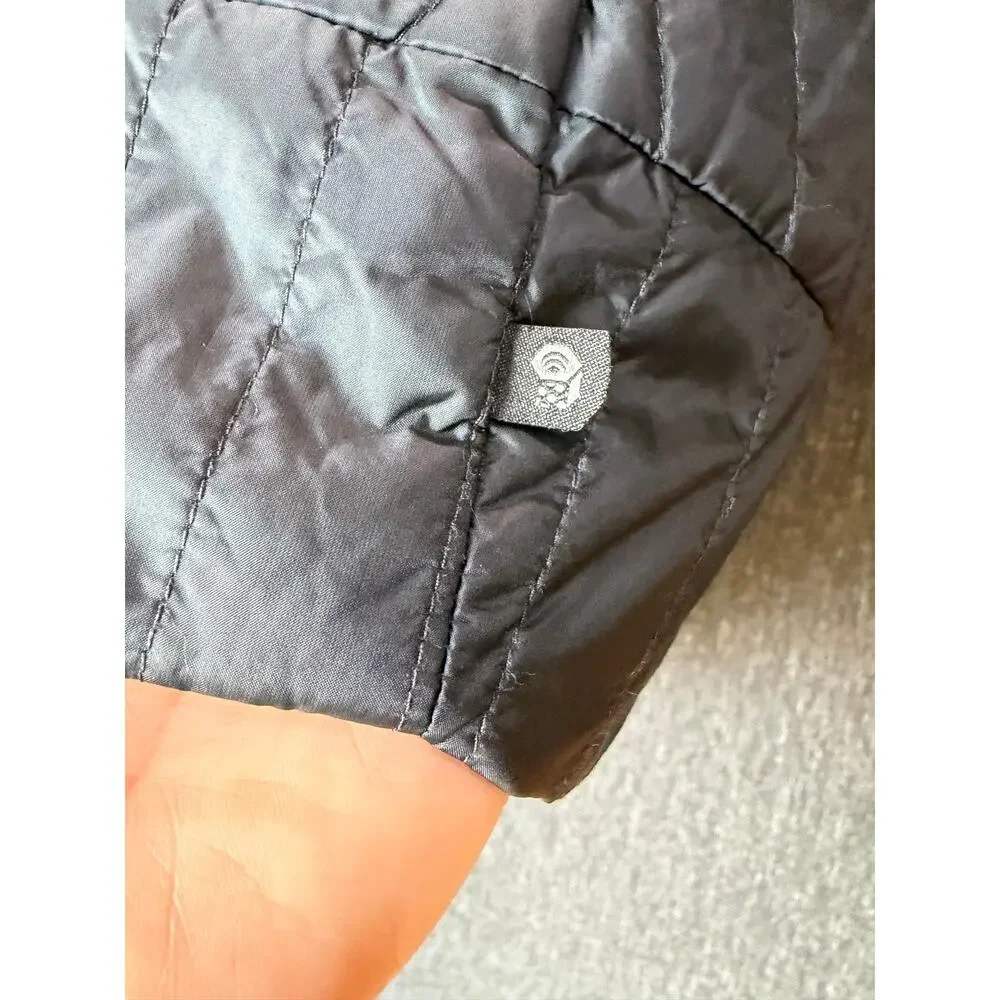 Mountain Hardware Trekkin Insulated Mini Skirt Size Medium in Black